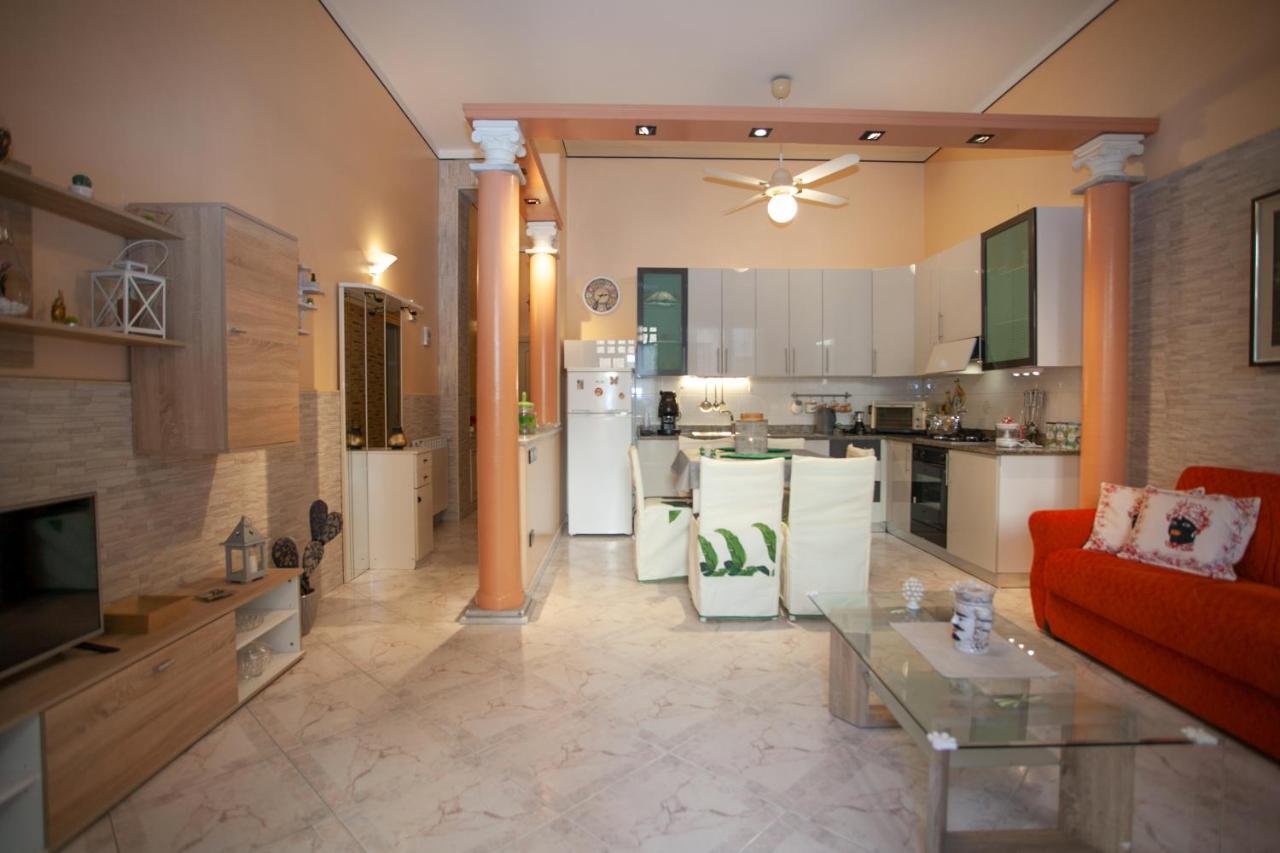 Апартаменты Casa Rosamaria Джардини-Наксос Экстерьер фото
